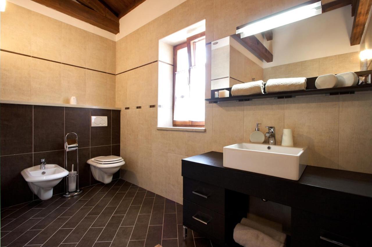 Villa Kringa Tinjan Kültér fotó